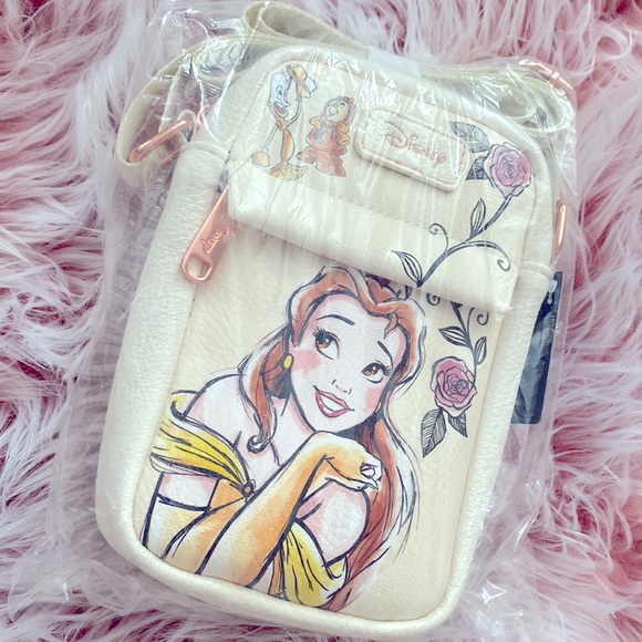 NWT!🌟EXCLUSIVE🌟 Disney’s Belle Crossbody🌹 - Picture 3 of 13
